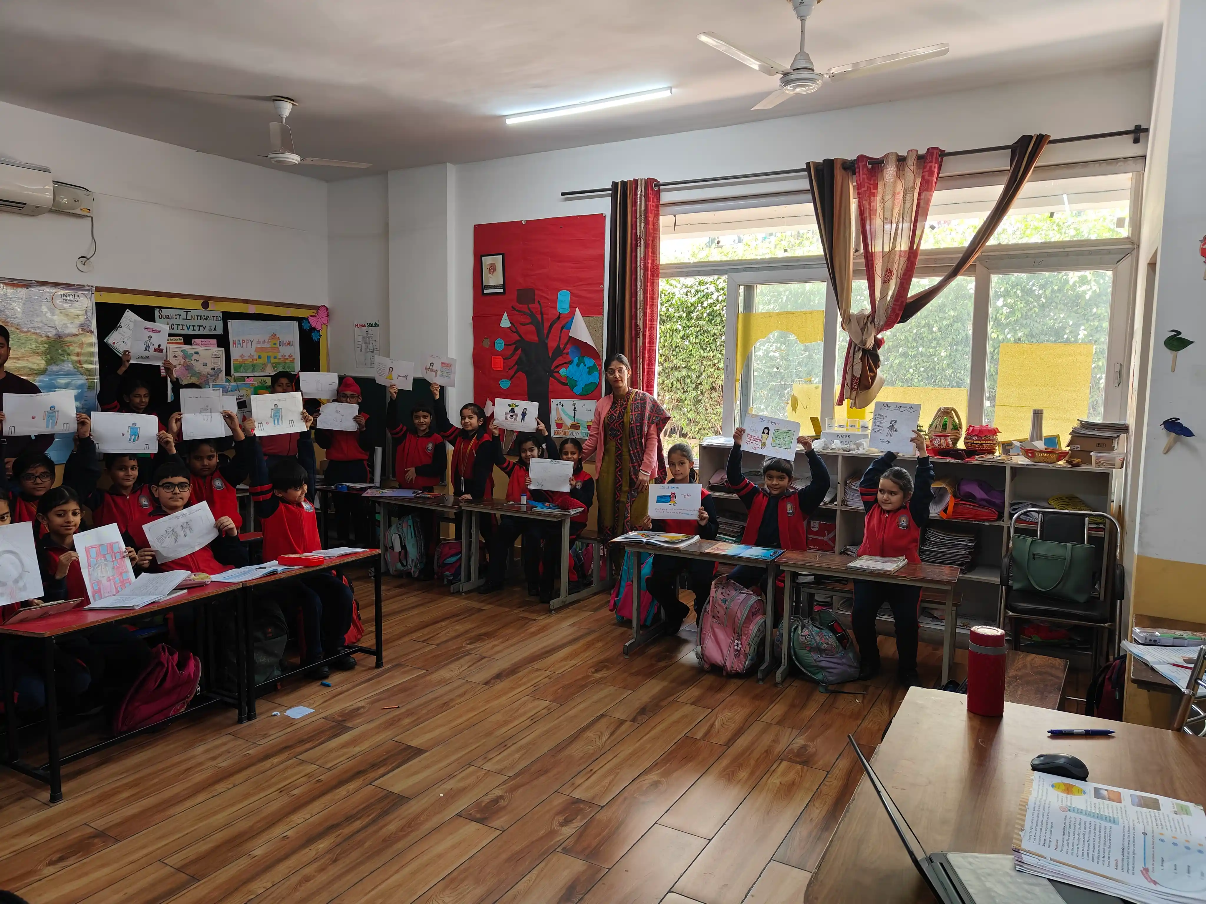TalentGro career counsellor interacting with school students in an auditorium